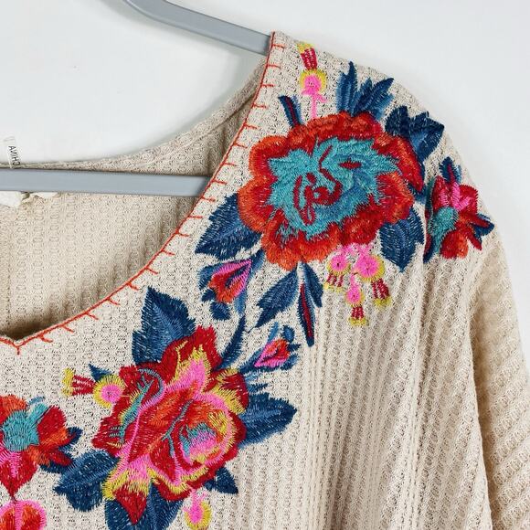 Entro Plus Size 2X Waffle Knit Raw Edge Embroidered Knotted Top Tan Boho Casual - Picture 3 of 6